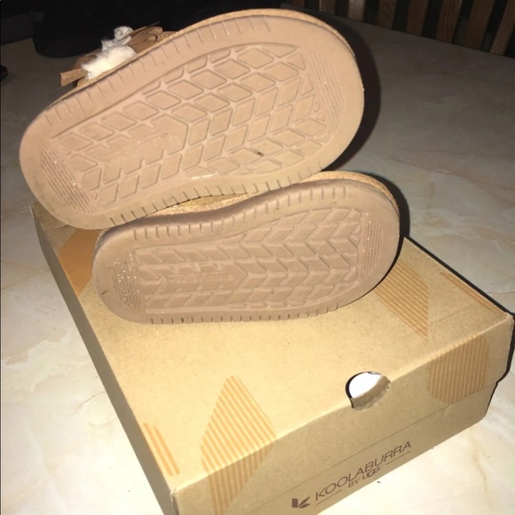 Toddler Ugg Boots - Picture 7 of 7